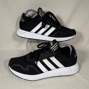 adidas Swift Run X Sneakers Core Black / Cloud White / Core Black Size M's 10